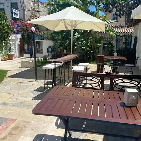 马维布提克公寓式酒店 Çeşme