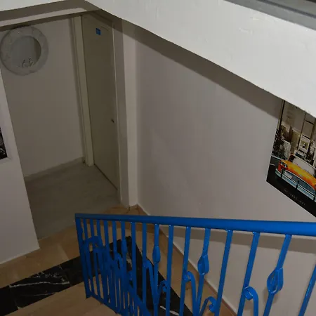 Ξενοδοχείο με διαμερίσματα Mavi Butik
