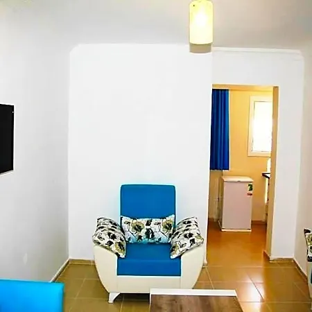 Apart Otel Mavi Butik Çeşme