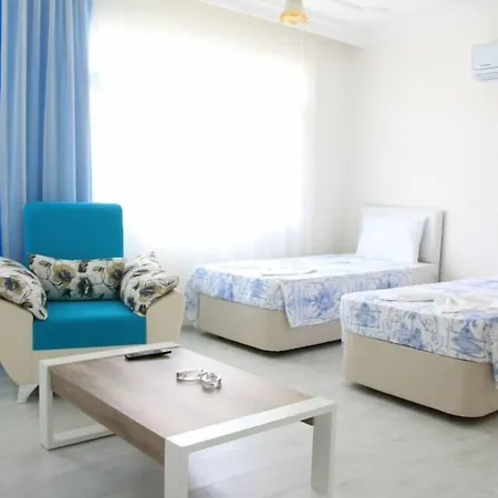 アパートホテル Mavi Butik Çeşme