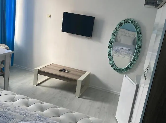 Mavi Butik アパートホテル Çeşme