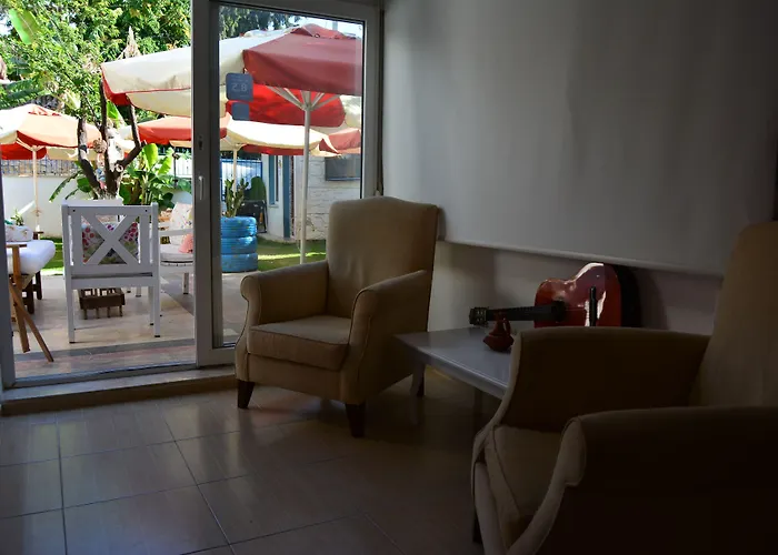 Mavi Butik 4* Çeşme